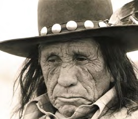 John Fire Lame Deer sui Thanderbirds e i Sacri Clown nella Via di Medicina Lakota